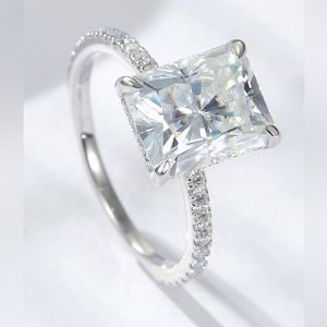 NEW 4 Carat Moissanite 4-Prong Side Stone Ring Sterling Silver Platinum Plated